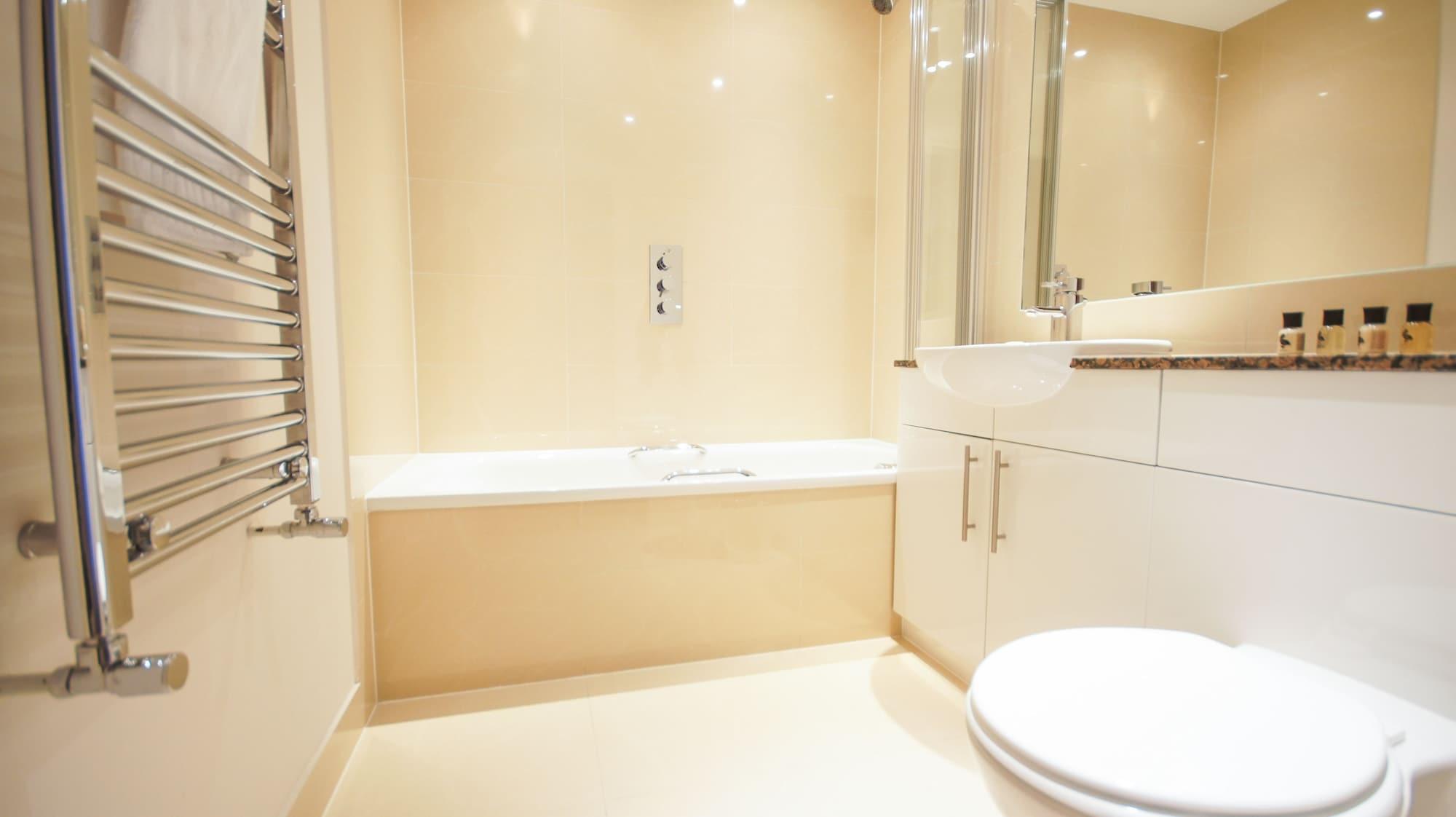 Crompton House Apartments Edgware Bagian luar foto