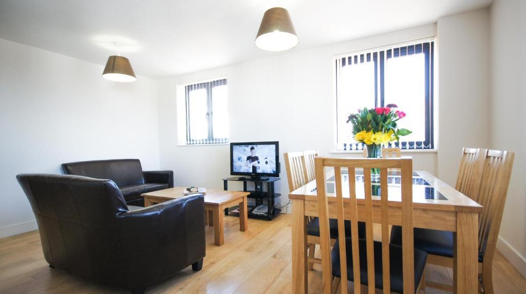 Crompton House Apartments Edgware Bagian luar foto